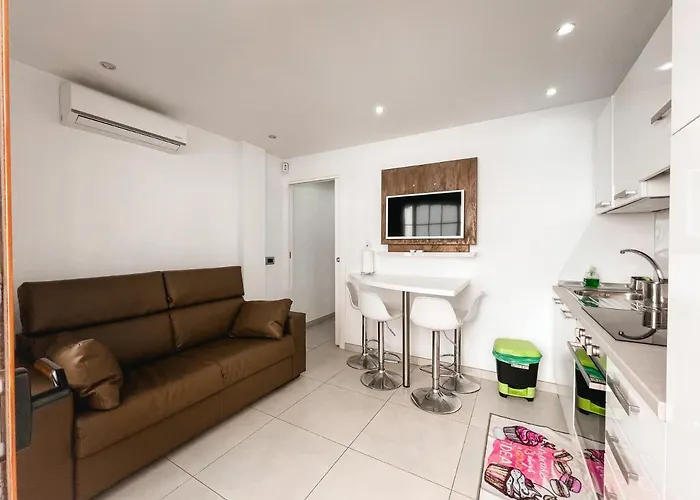 Exclusive Francy's In Garden City, Sant'eugenio Appartement *