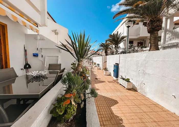 Appartement Exclusive Francy's In Garden City, Sant'eugenio *