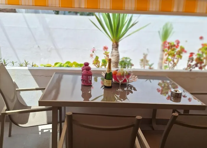 Exclusive Francy's In Garden City, Sant'eugenio Apartament *